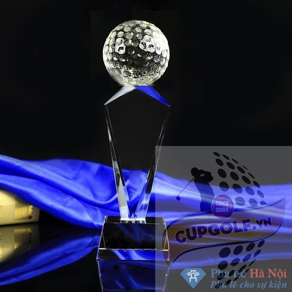Cup golf pha lê 7