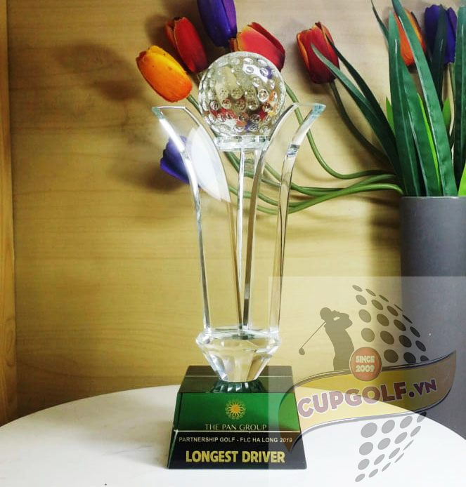 Cúp golf pha lê 19