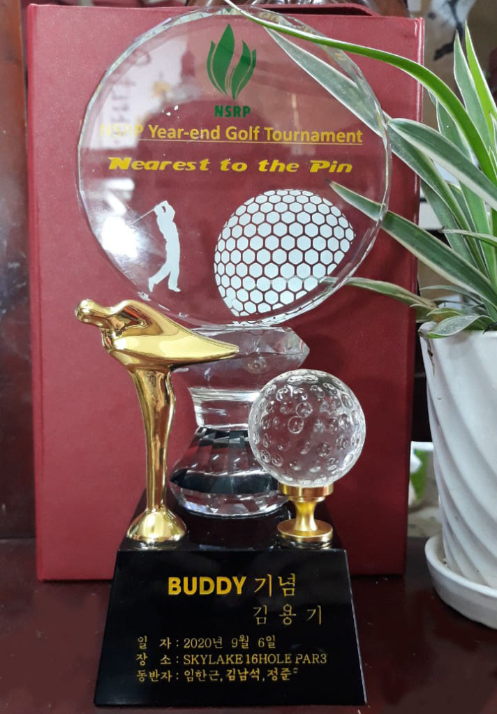 Cup golf pha lê 101
